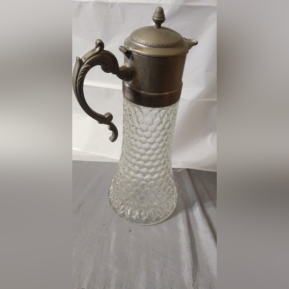 Vintage glass beverage Pitcher - Picture 1 of 12